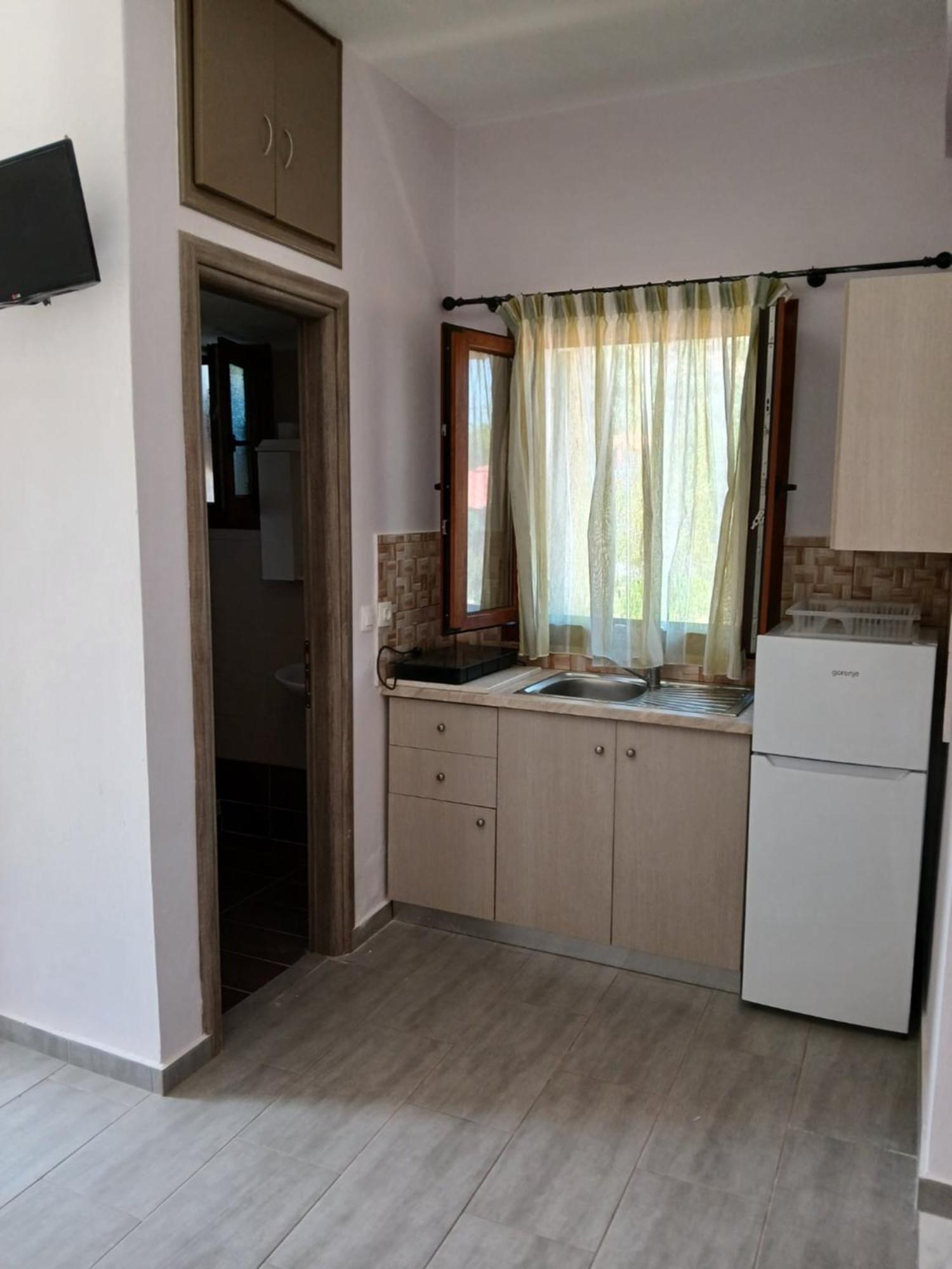Vassilis Studios Anaxos Buitenkant foto