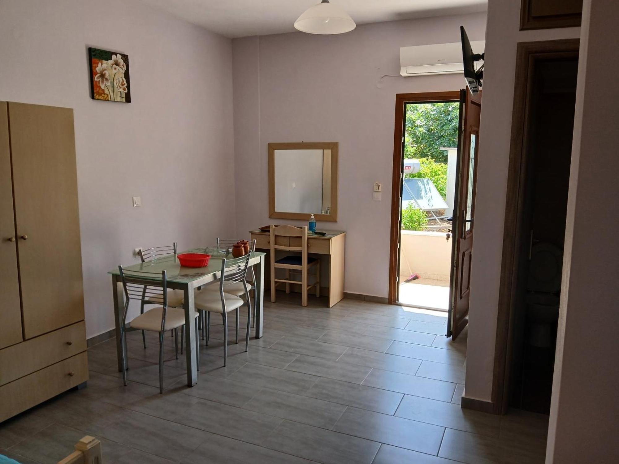 Vassilis Studios Anaxos Buitenkant foto