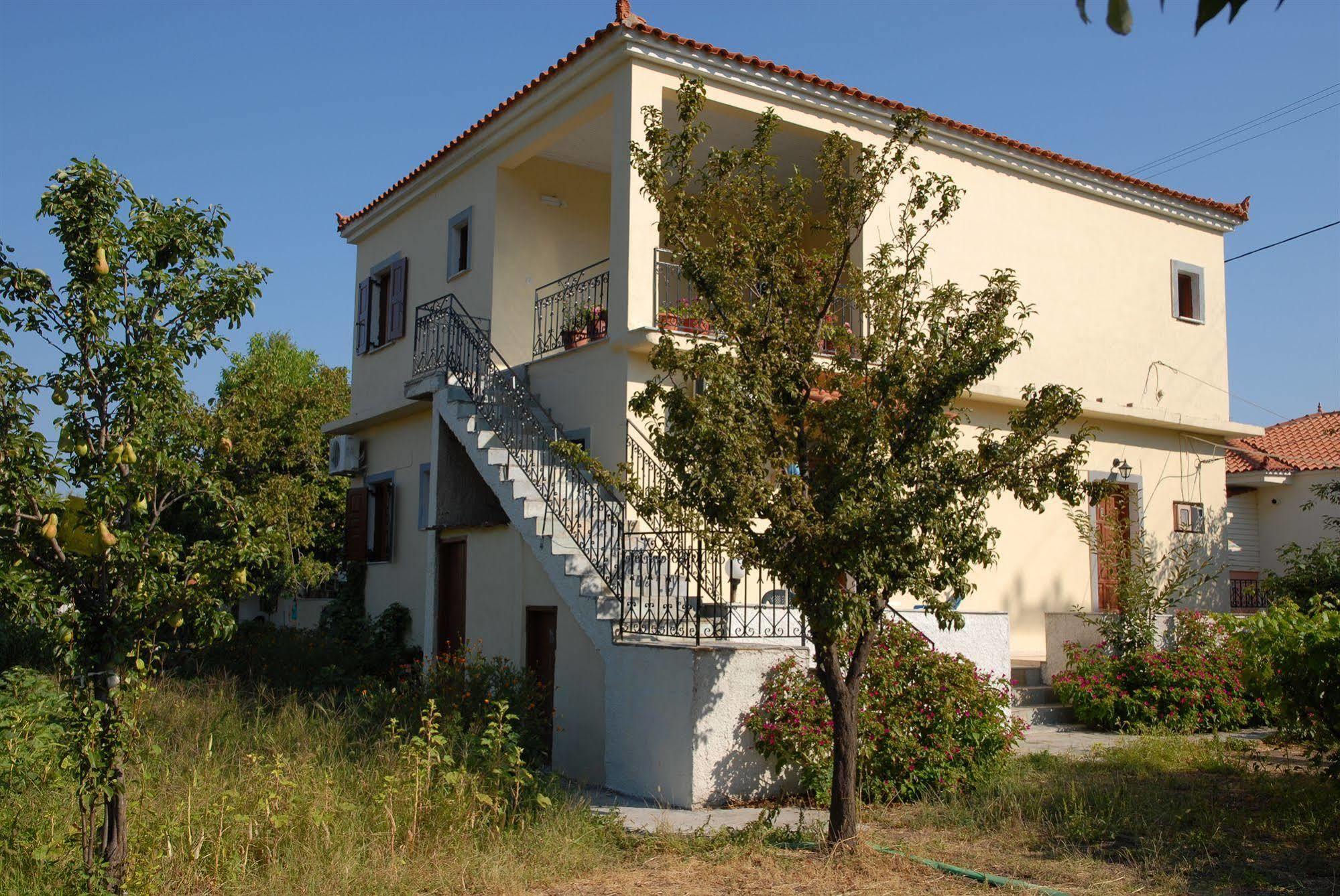 Vassilis Studios Anaxos Buitenkant foto